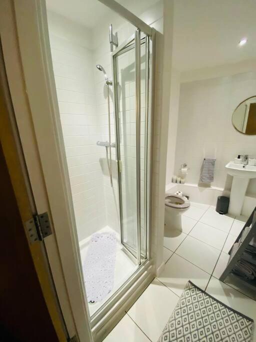 Liverpool City Centre Modern Apartment Fits 6 People Ngoại thất bức ảnh